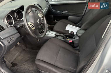 Седан Mitsubishi Lancer 2011 в 