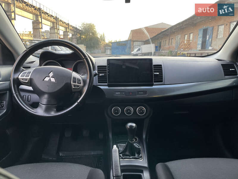 Седан Mitsubishi Lancer 2007 в Виннице