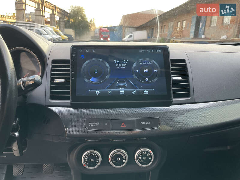 Седан Mitsubishi Lancer 2007 в Виннице