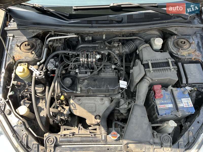 Седан Mitsubishi Lancer 2008 в Киеве