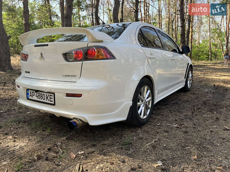 Седан Mitsubishi Lancer 2009 в Запоріжжі