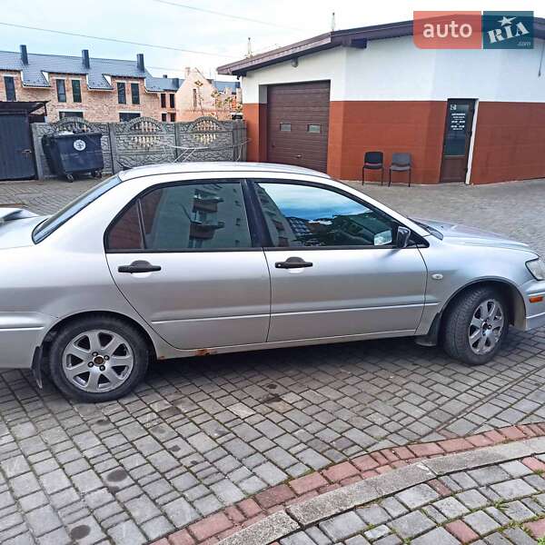 Седан Mitsubishi Lancer 2002 в Ивано-Франковске