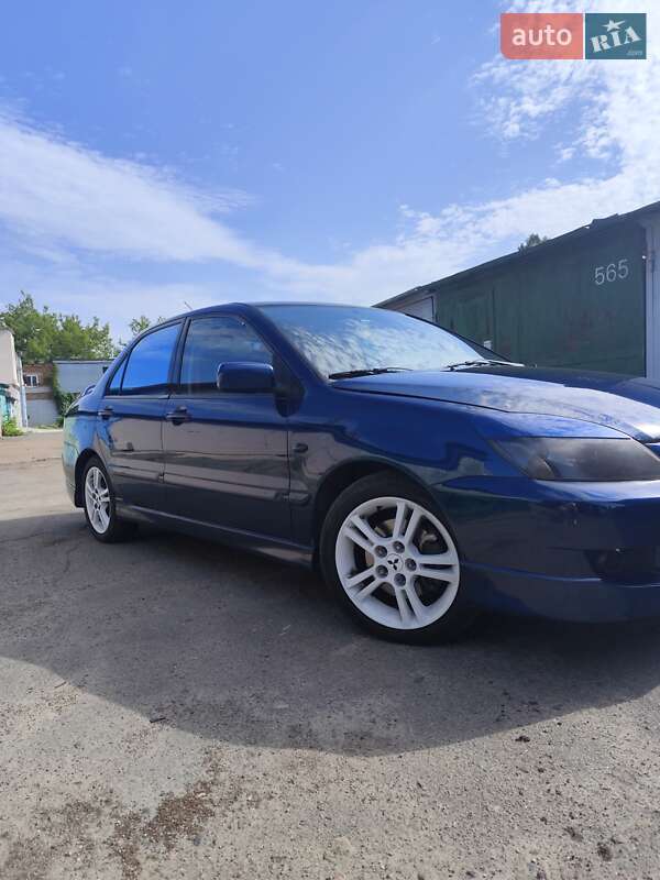 Седан Mitsubishi Lancer 2006 в Киеве