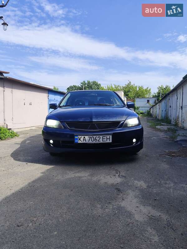 Седан Mitsubishi Lancer 2006 в Киеве