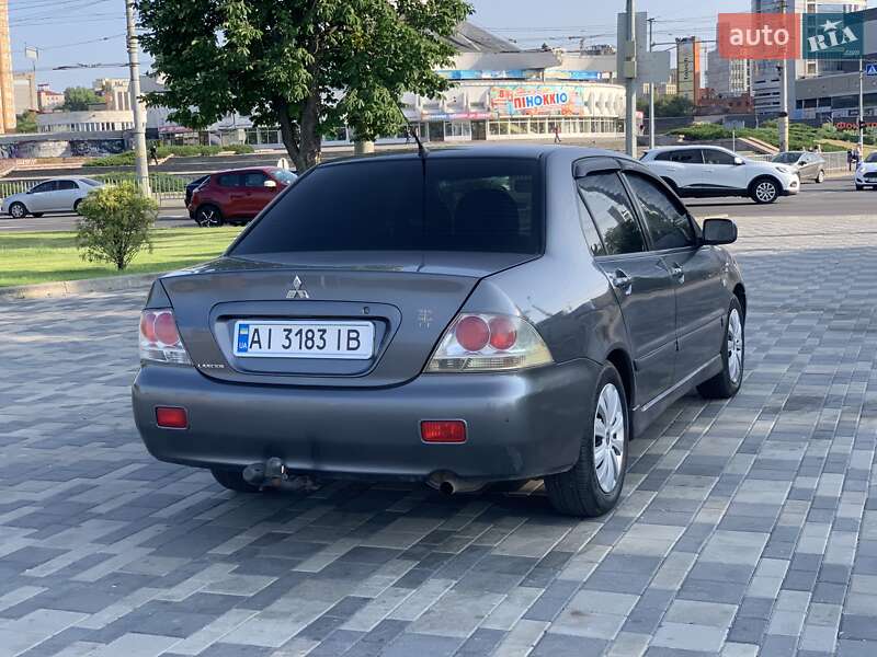 Седан Mitsubishi Lancer 2008 в Днепре