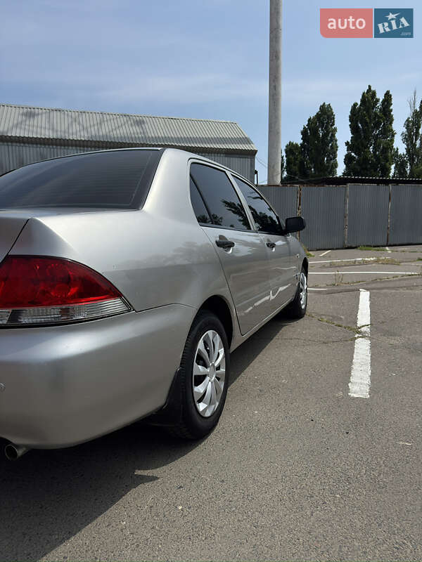 Седан Mitsubishi Lancer 2005 в Одессе фото 6 Седан Mitsubishi Lancer 2005 в Одессе