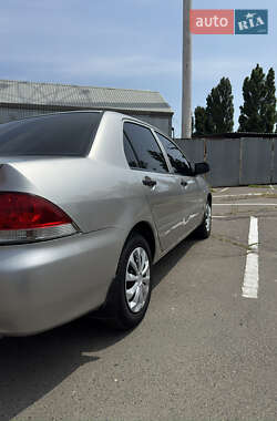 Седан Mitsubishi Lancer 2005 в 