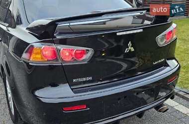Седан Mitsubishi Lancer 2012 в 