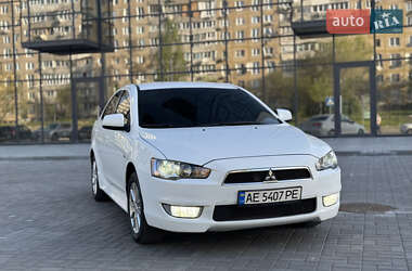 Седан Mitsubishi Lancer 2015 в Дніпрі