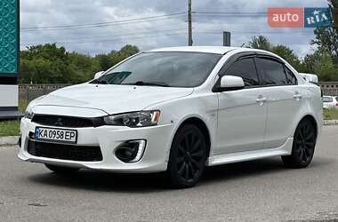Седан Mitsubishi Lancer 2016 в Києві