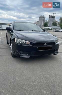 Седан Mitsubishi Lancer 2008 в Киеве