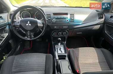 Седан Mitsubishi Lancer 2012 в 