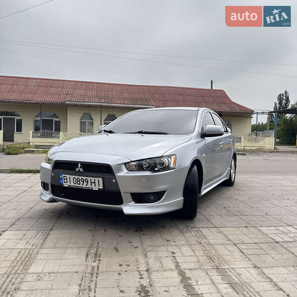Седан Mitsubishi Lancer 2010 в Кобеляках