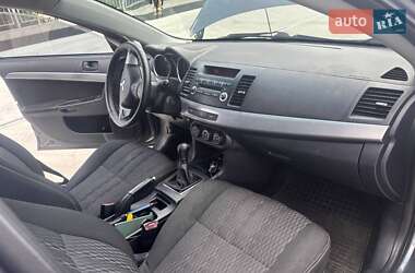 Седан Mitsubishi Lancer 2011 в 