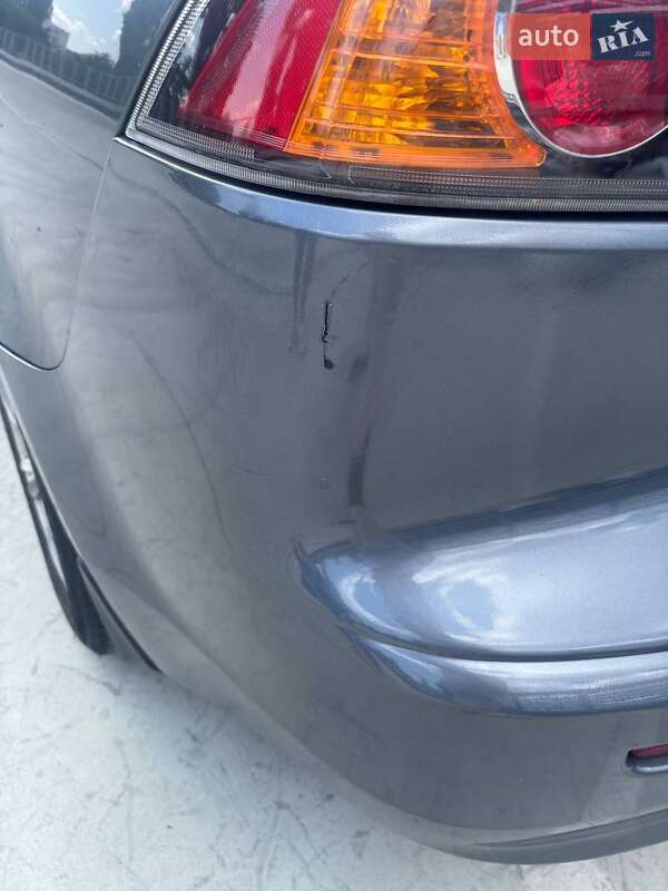 Седан Mitsubishi Lancer 2011 в Києві