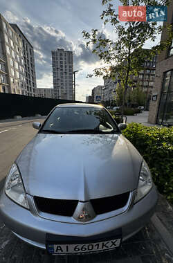Седан Mitsubishi Lancer 2006 в Киеве