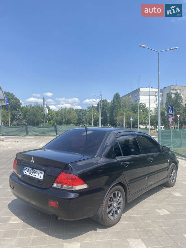 Седан Mitsubishi Lancer 2006 в Черкасах