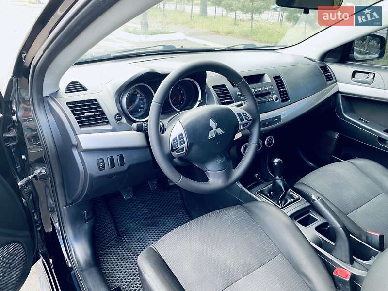 Седан Mitsubishi Lancer 2007 в Одессе