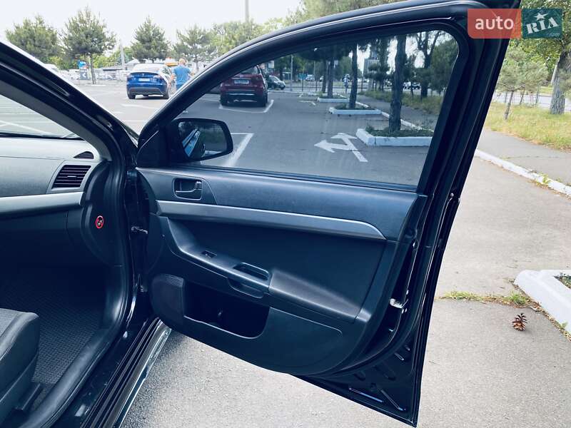 Седан Mitsubishi Lancer 2007 в Одессе