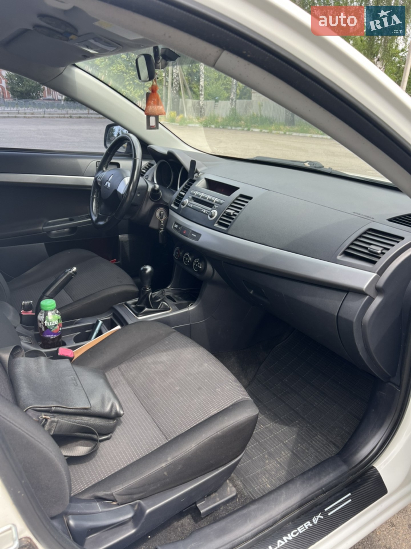 2011 Mitsubishi Lancer - мініатюра 19