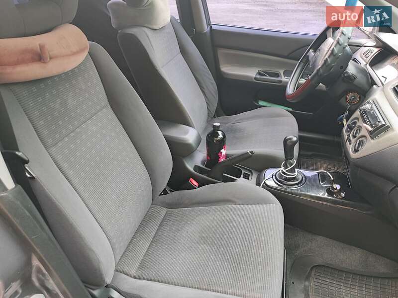 Седан Mitsubishi Lancer 2005 в Вышгороде