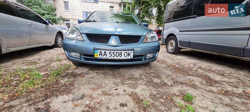 Седан Mitsubishi Lancer 2008 в Киеве