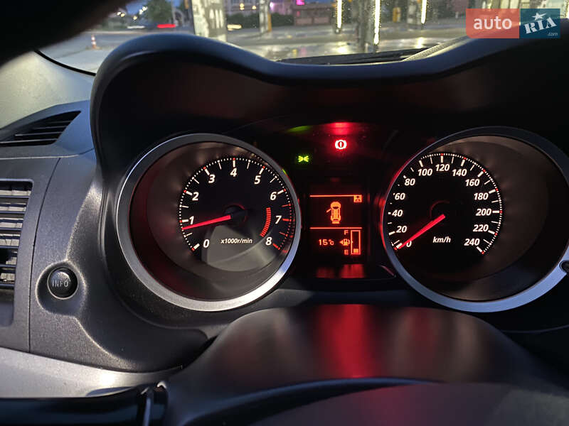 Седан Mitsubishi Lancer 2010 в Чернівцях