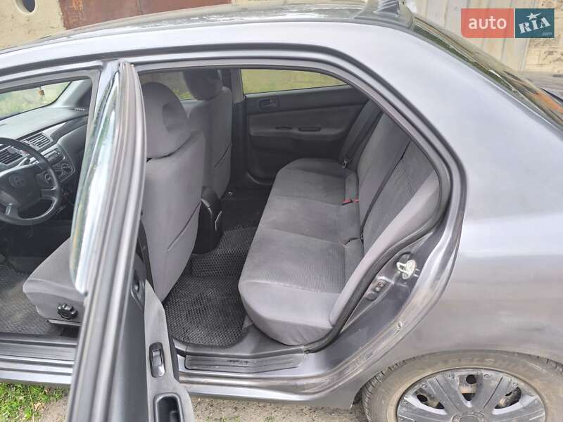 Седан Mitsubishi Lancer 2005 в Машевке
