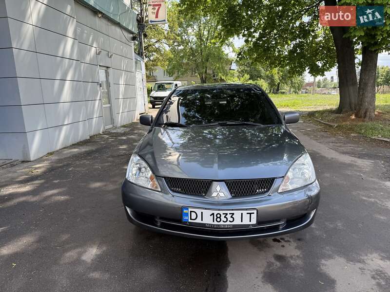 Седан Mitsubishi Lancer 2005 в Харькове