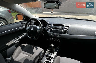 Седан Mitsubishi Lancer 2009 в 