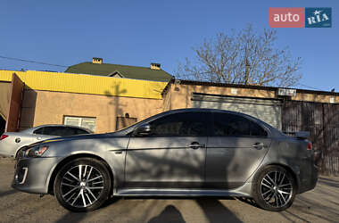 Седан Mitsubishi Lancer 2017 в 