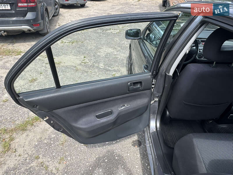 Седан Mitsubishi Lancer 2007 в Киеве