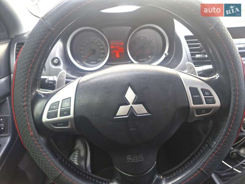 Седан Mitsubishi Lancer 2008 в Киеве