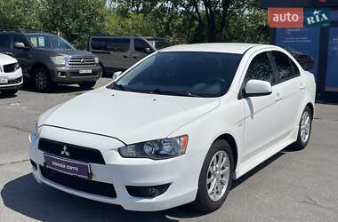 Седан Mitsubishi Lancer 2014 в Днепре