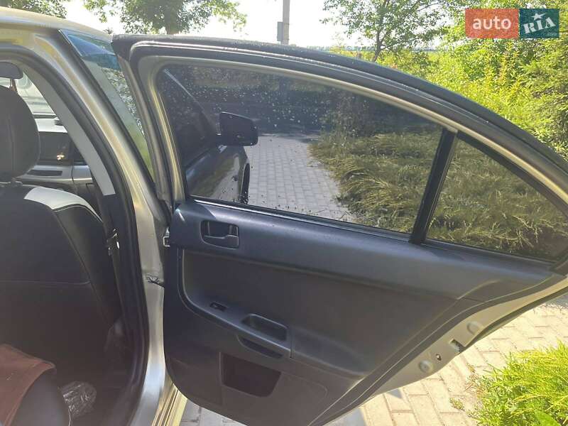 Седан Mitsubishi Lancer 2008 в Тальном