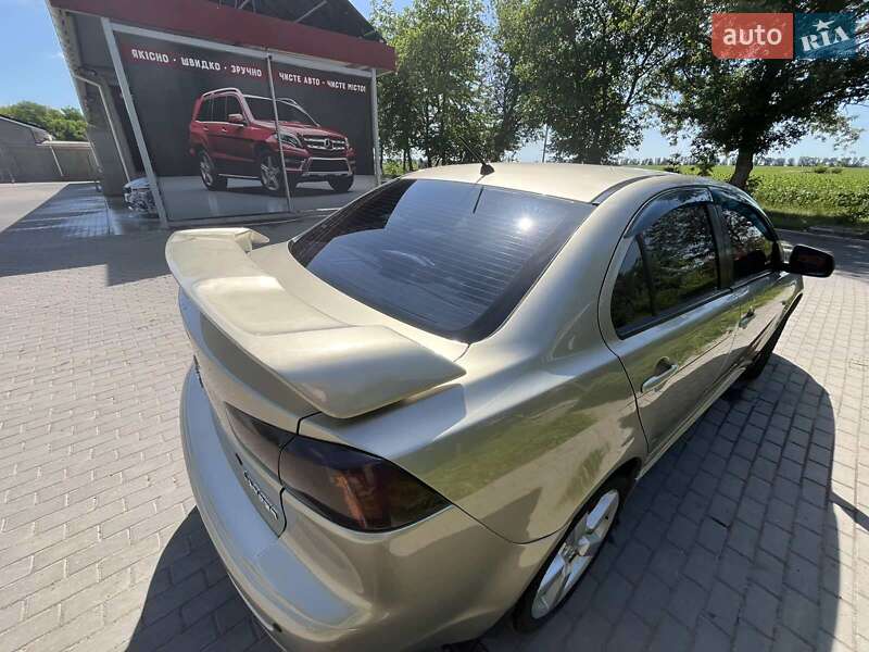 Седан Mitsubishi Lancer 2008 в Тальном