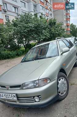 Универсал Mitsubishi Lancer 1995 в 