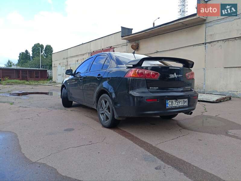 Седан Mitsubishi Lancer 2007 в Киеве