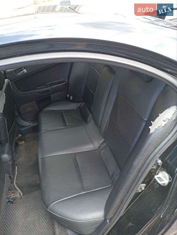 Седан Mitsubishi Lancer 2007 в Киеве