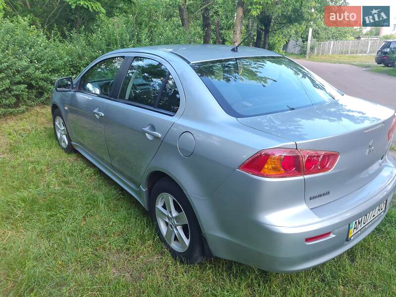 Седан Mitsubishi Lancer 2007 в Житомире