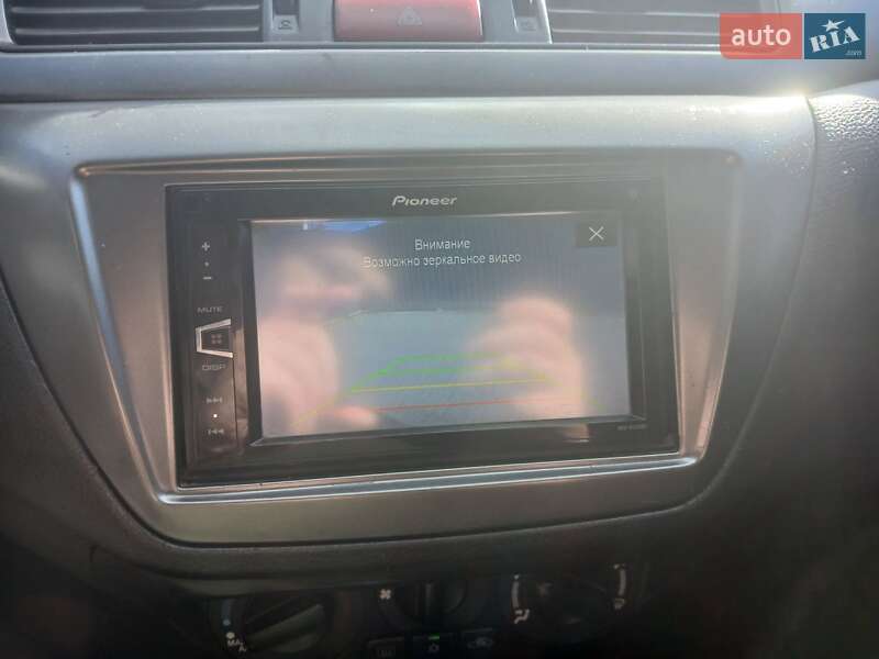 Седан Mitsubishi Lancer 2006 в Умани