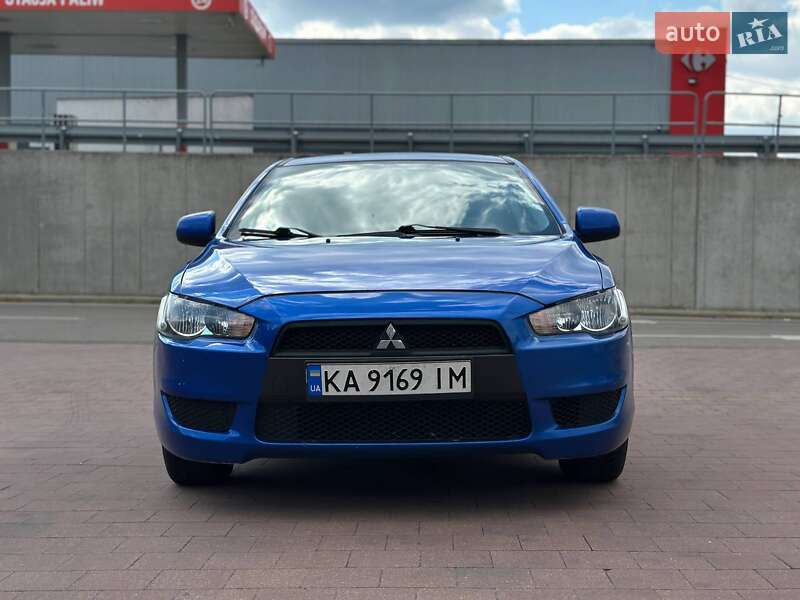 Седан Mitsubishi Lancer 2011 в Одессе