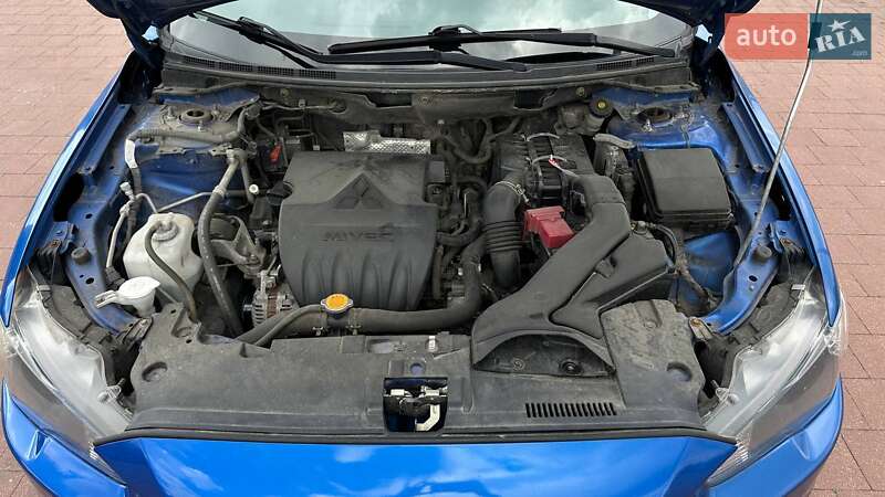 Седан Mitsubishi Lancer 2011 в Одессе