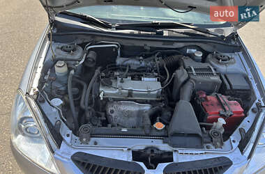 Седан Mitsubishi Lancer 2004 в 