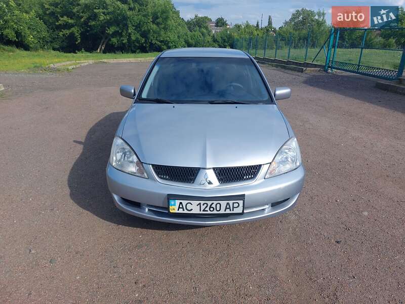 Седан Mitsubishi Lancer 2008 в Луцке