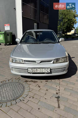 Седан Mitsubishi Lancer 1995 в Пустомытах