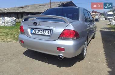 Седан Mitsubishi Lancer 2005 в Ужгороде