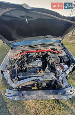 Седан Mitsubishi Lancer 2004 в 