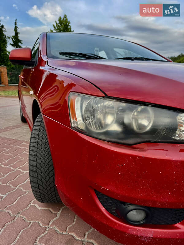 Седан Mitsubishi Lancer 2008 в Українці