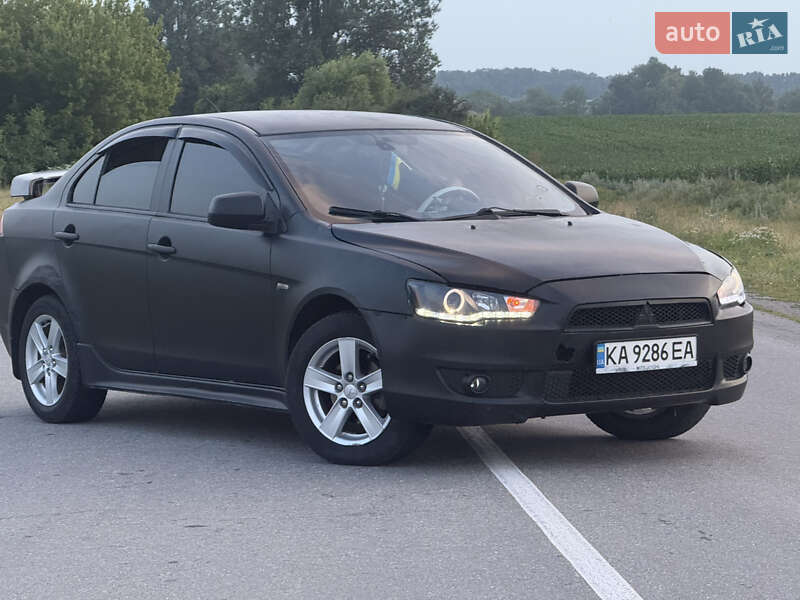 Седан Mitsubishi Lancer 2009 в Старокостянтинові